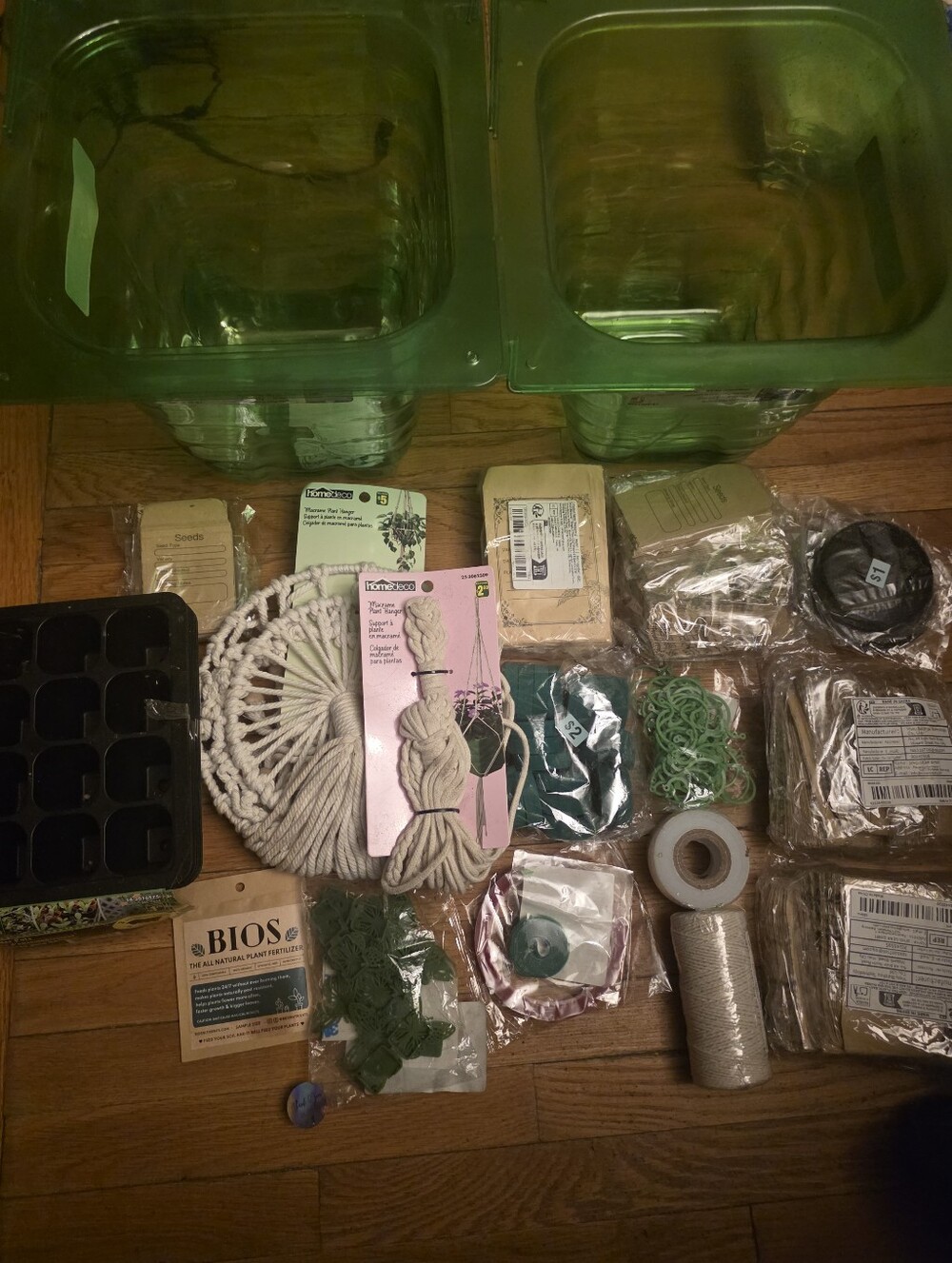 Plant Accessories Gardening Lot: Seed Packets, Bio-domes, Seed Starting Trays